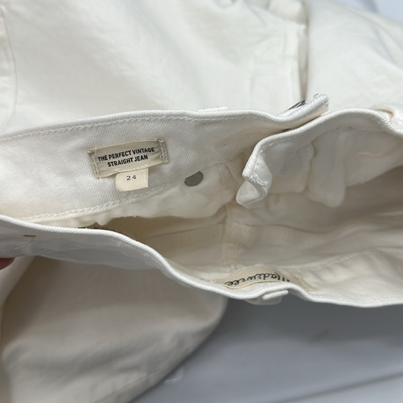 Madewell The Perfect Vintage Straight Jean in Tile White: Ripped-Knee Edition 24 - Picture 9 of 10